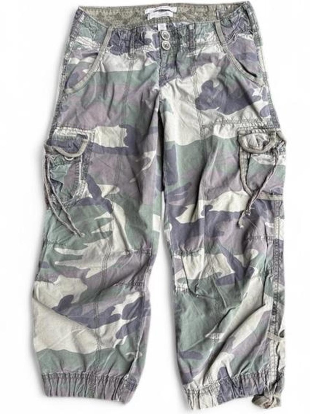 Y2K vintage Abercrombie low rise camo cargo pants